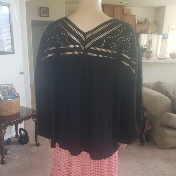 Chico's XLP flowy longsleeve crocheted yoke woven modal blend light airy luxury - Picture 6 of 10